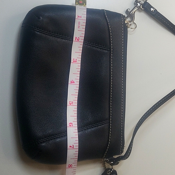 COACH WRISTLET Smooth Leather in Black - Picture 8 of 8